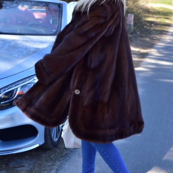 LAFURIA~ROYAL SAGA~BROWN~REAL MINK FUR~COAT/PONCHO~JACKET~LADIES L (10/12)~NWT - Picture 9 of 16